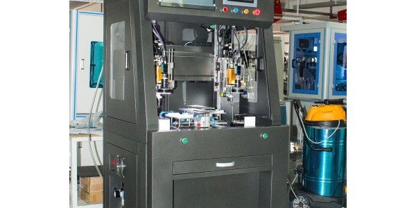 自動擰螺絲機使用時需要注意事宜？-堅豐股份